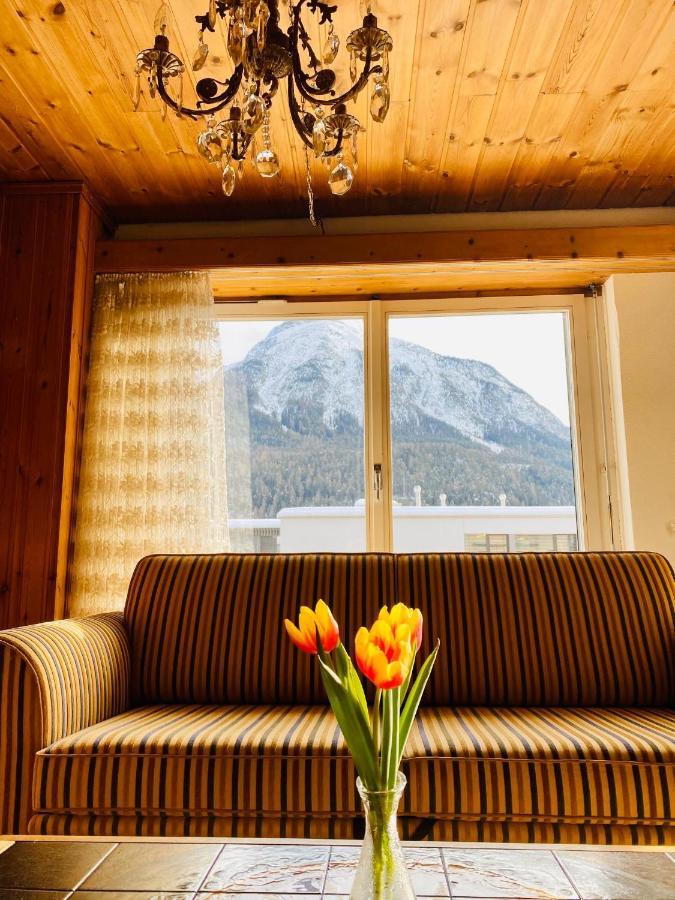 Hotel Scuol Kültér fotó